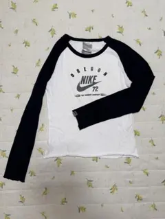 NIKE ロンT