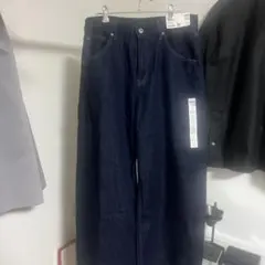 あ*り様 UNIQLOジーンズ　UNIQLOズボン　バギーカーブジーンズ　レディ