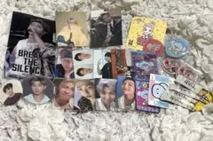 ナムジュン bts トレカ チケットファイル 缶バッジ レモナ ポストカード 等