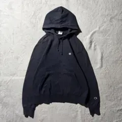 【Y8488】.champion パーカー　フーディー　サイズL ネイビー