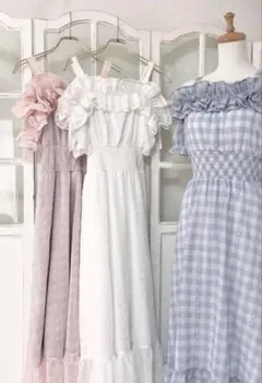 ♡evelyn ラメフリルロングOP ホワイト♡