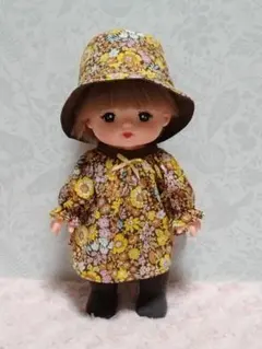 648番　メルちゃん服　ソランちゃん服　ワンピース　バケットハット　タイツ