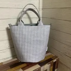 Item thumbnail for item 8a4b8ecc-9173-414b-99c6-8c71f2ae3e2c