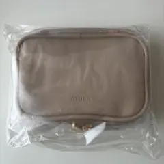 AYURA アユーラ オリジナルスクエアポーチのサムネイル