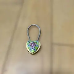 Item thumbnail for item 8105b26e-77b2-465a-b35f-2937940dde43