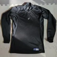 asics ブラック アンダーシャツ S