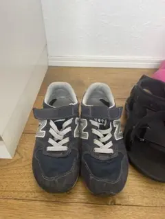 ニューバランス キッズシューズ KV996CWY 他、長靴、サンダル