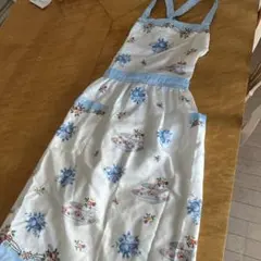 Item thumbnail for item 54cb631c-104c-45d0-a5d4-3e40b05e543d