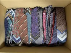 お買い得！　メンズ　多様なデザイン　ネクタイ　200本　セット　まとめ売り