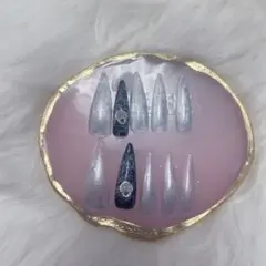 Blue Cross & Script Nailのサムネイル