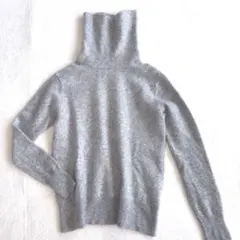 UNIQLO カシミア100% ふわふわ タートルネック ニット セーター