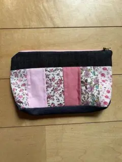 パッチワーク風ポーチ