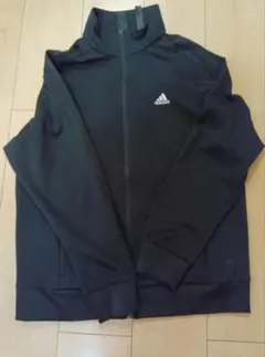 週末限定価格　アディダス　ジャージ