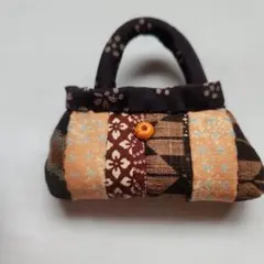 ハンドメイド 和布ブローチ バッグ型25
