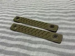 実物 Rail Scales HTP M-LOKカバー 2枚 Dragon - メルカリ