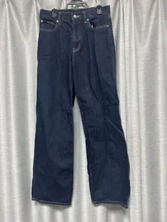 ダークブルー ストレートデニム