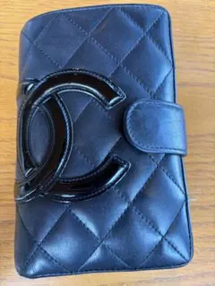 CHANELマトラッセカンボライン二つ折り財布のサムネイル