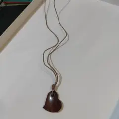天然石 珪化木石ハート型ペンダント 赤褐色