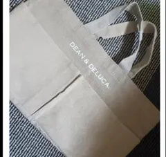 DEAN & DELUCA ベージュトートバッグ