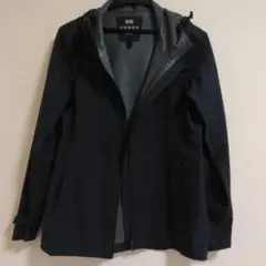 ユニクロ　ブロックテックパーカー　撥水　フェス　アウトドア　通勤　カッパ