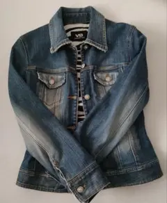 Item thumbnail for item c56d9b46-1d4b-4e52-ba02-c07b6137c902