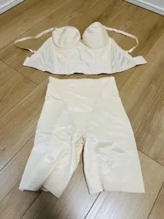 2025年最新】フォーシスアンドカンパニー vカットビスチェの人気