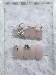 【オーダー】ネイルチップ フレンチガーリー スナ系 キラキラ ラメ バラ 白