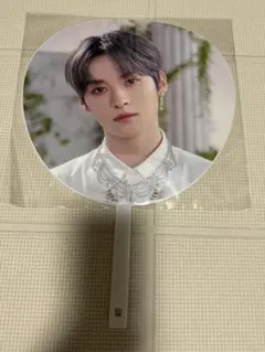 stray kids スキズ　リノ　うちわ