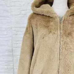 INGNI エコファーパーカー　ブルゾン　ジャケット　Mのサムネイル