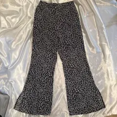 GU ジーユー　アニマルプリントストレートパンツ　レディース　シースルー　M