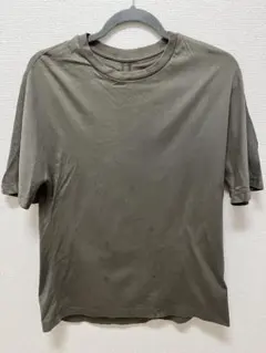 《FORME 》カーキTシャツ 0サイズ 袖長めゆったり 東原亜希 半袖のサムネイル