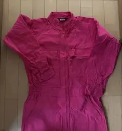 【売り切りたいため最終値下げ‼️】作業着　ピンク色　オールインワンつなぎ