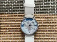 ハローキティ 回るメリーゴーランド 腕時計 サンリオ ZGO 5-11 - メルカリ