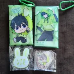 ブルーロック　潔世一　カラビナ付きポーチ２種　おなまえアクリルバッジ　アクスタ①