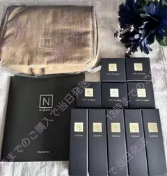 NオーガニックVie ローション・ヒアルアップリフトクリーム　ミニ5setポーチ