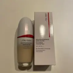 SHISEIDOU エッセンス　スキングロウ　ファンデーション