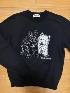 Black & White 黒トレーナーM