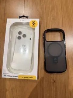 iFace Look in Clear MagSynqブラックフロスト