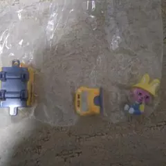 skzoo ガチャ スクールバス フィギュア スキズ トゥェッキ チャンビン