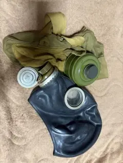【実物フルセット】ソ連軍 GP-5 ガスマスク サイズ2 1986 26チ408 実物フルセット】ソ連軍 GP-5 ガスマスク サイズ2 1986 26チ408 - メルカリ
