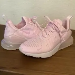美中古　Nike Women's Air Max 270