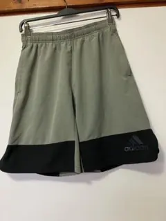 adidas ハーフパンツ