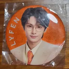 SEVENTEEN ジュン ビッグ缶バッジ 来伊份 LYFEN - メルカリ