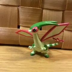 モンコレ　フライゴン　ポケモン