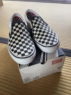 Vans チェッカースリッポン