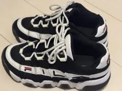 filaスニーカー 24