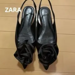 ZARA ブラック フラワーモチーフ　37