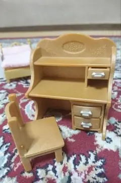 ★中古★シルバニアファミリー デスクとキッチンキャビネットセット