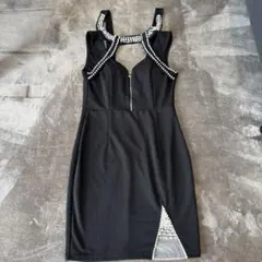 【断捨離セール中‼️】Tika ブラックタイトドレス Mサイズ