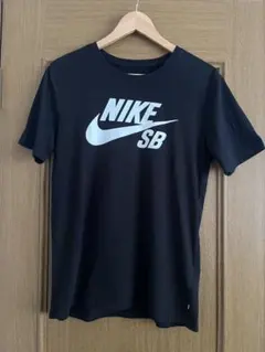 NIKE (ナイキ) Tシャツ 半袖のサムネイル